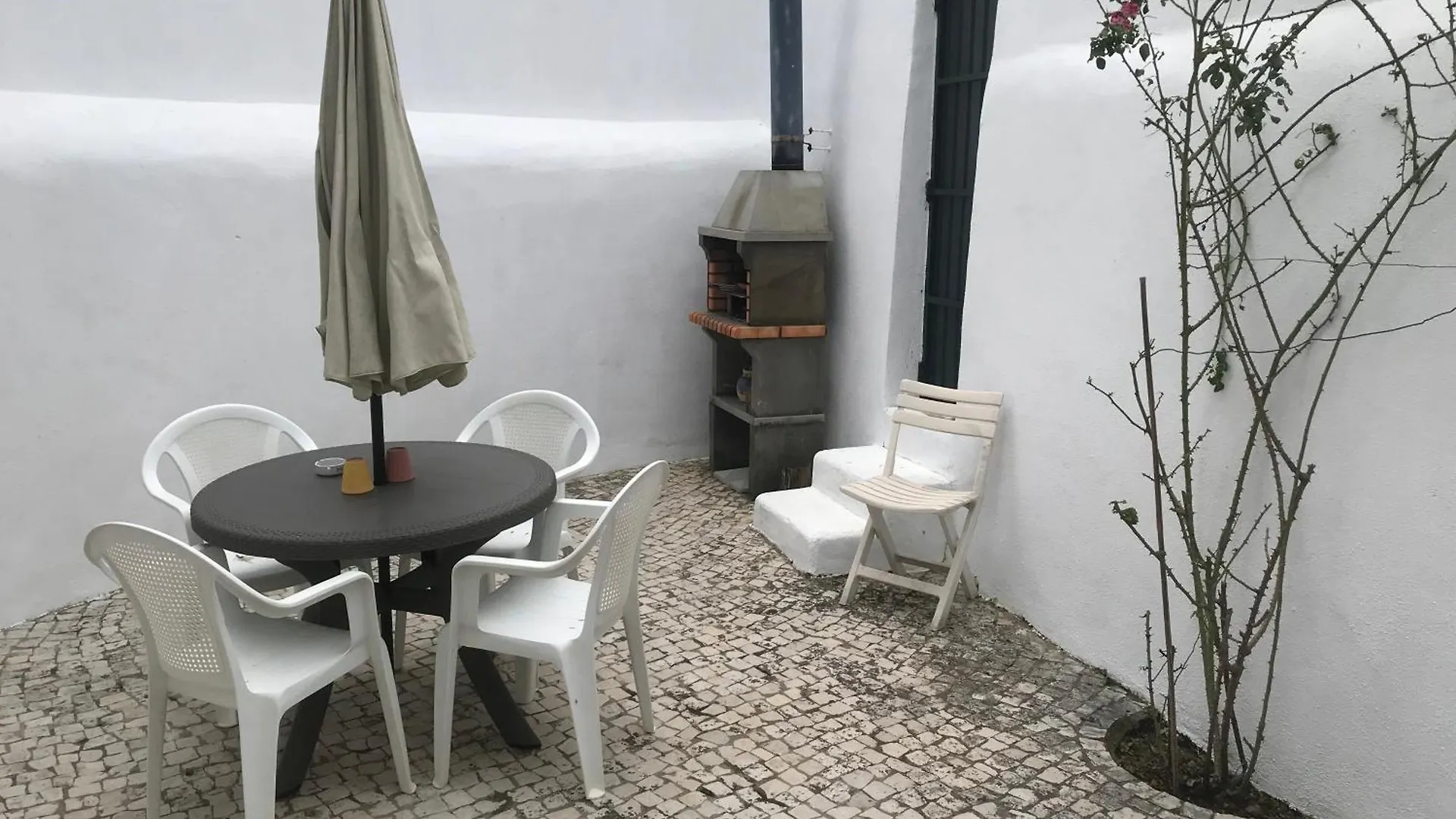 Garden Residence In Large Private Property Sintra 0*,