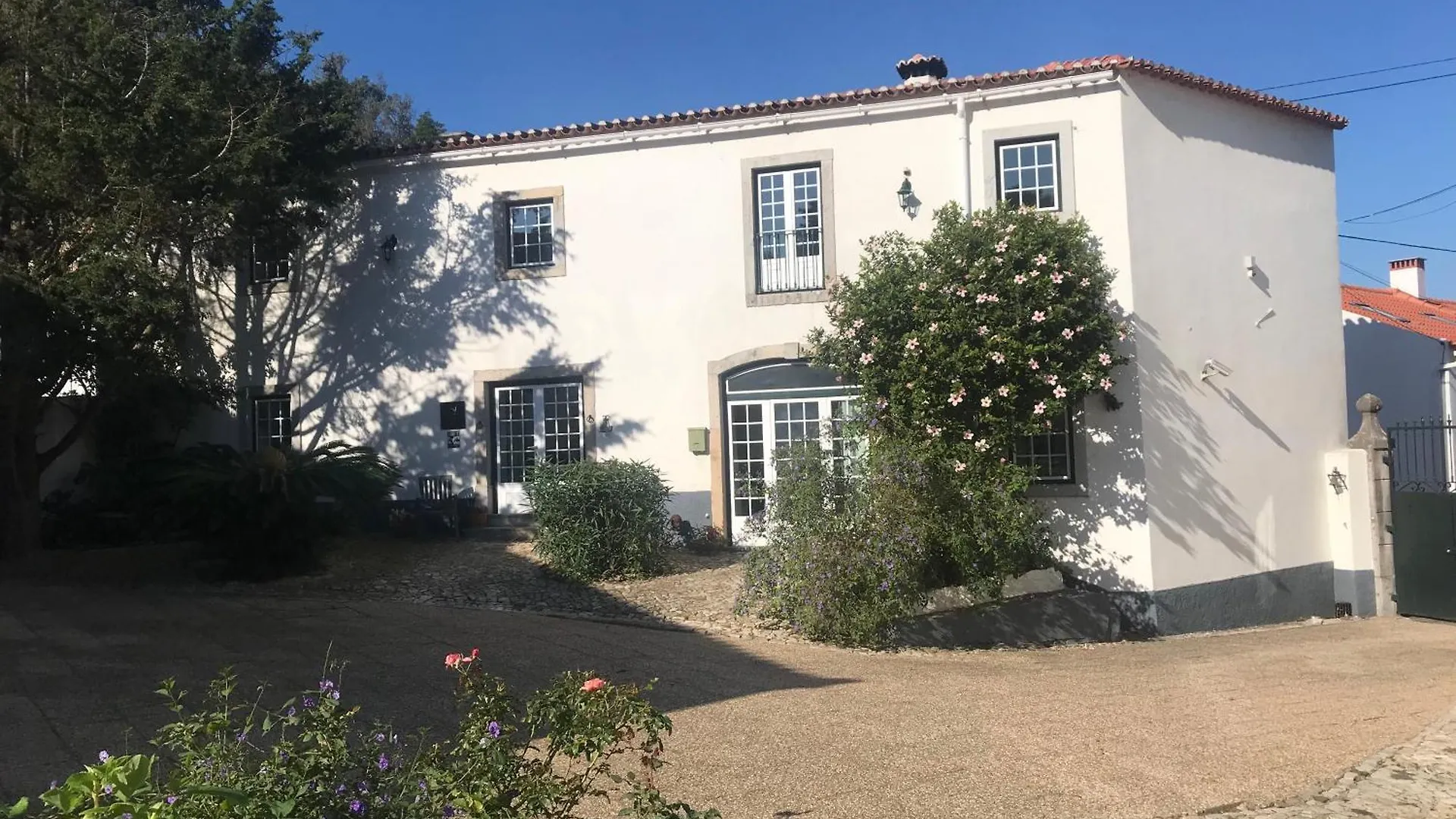Garden Residence In Large Private Property Sintra